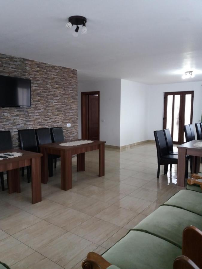 Vila Aloman Sebes  Exterior photo