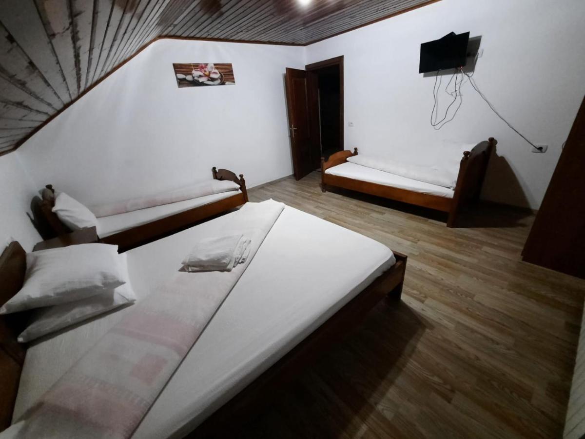 Vila Aloman Sebes  Exterior photo