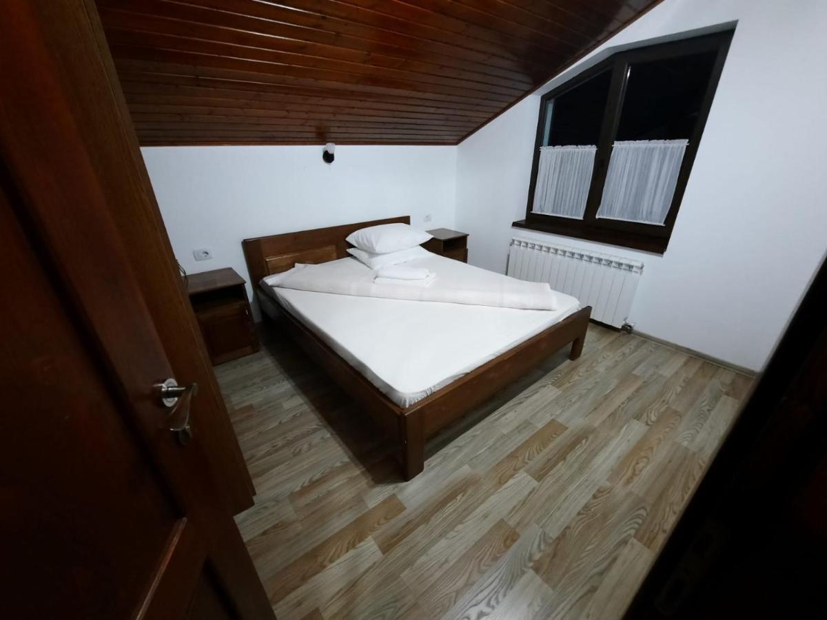 Vila Aloman Sebes  Exterior photo
